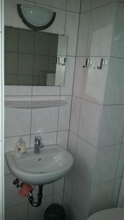 Ferienwohnung Fiwa Fewo-1 Und Fewo-2 Pirmasens Phòng bức ảnh